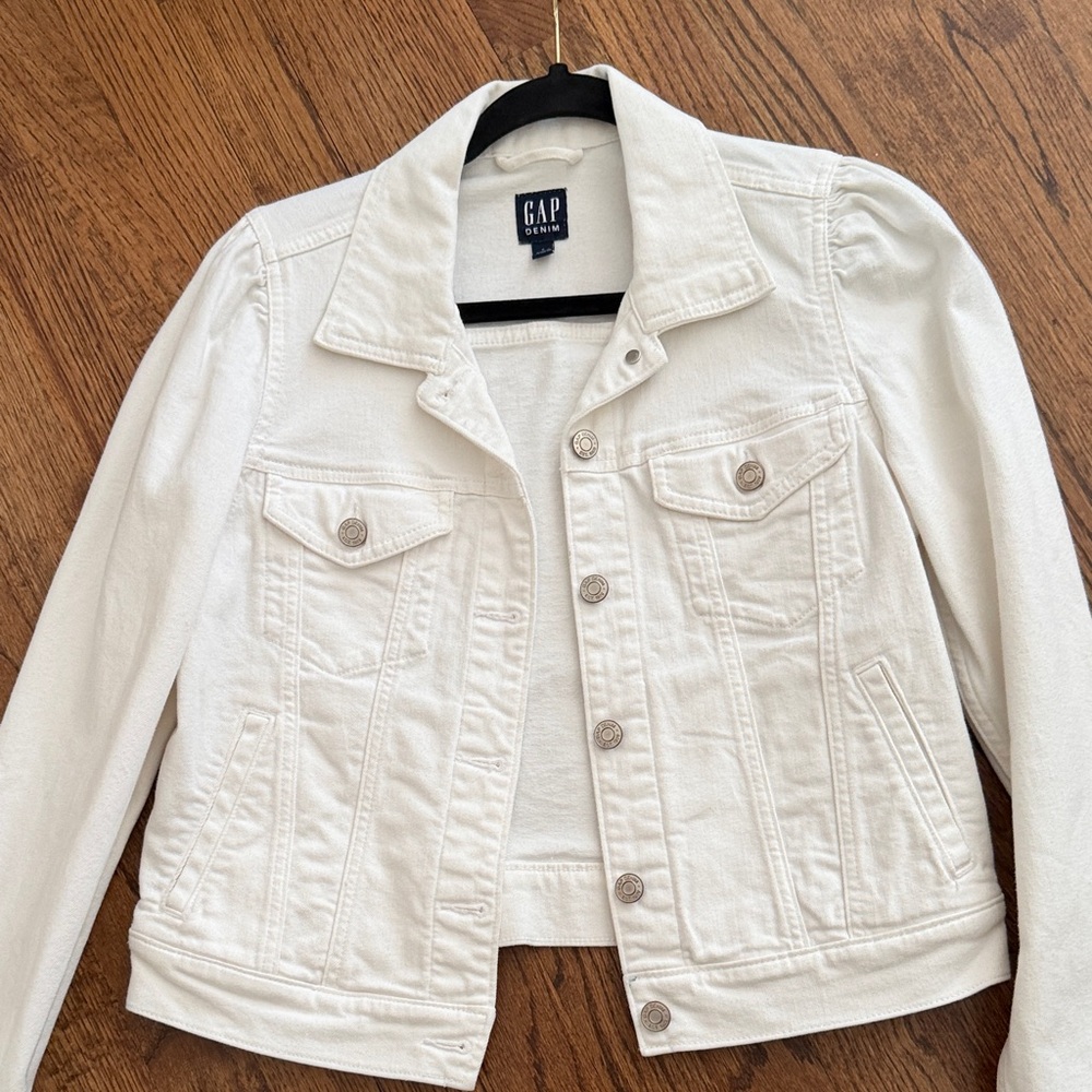 GAP Cream White Denim Jacket with Button Front